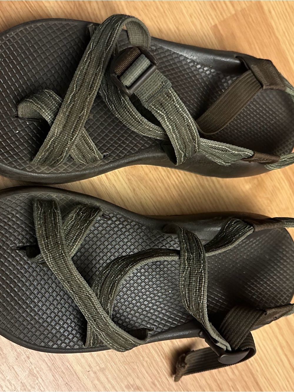 Chaco Outdoor Z/2 Strap Olive Green Strappy Sandals